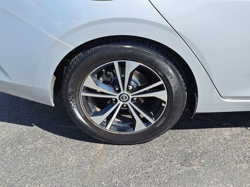 Used 2023 Nissan Sentra SV FWD image 6