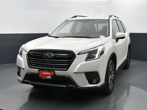 Certified 2024 Subaru Forester Premium image 6