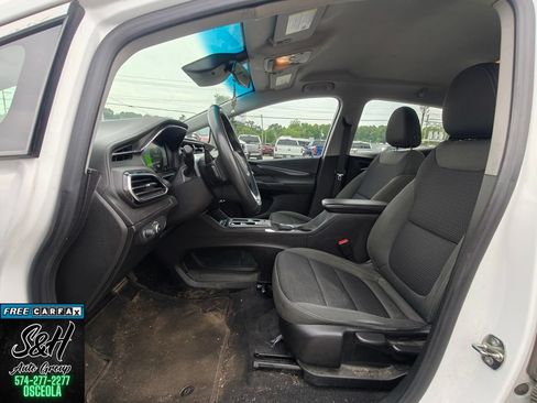 Used 2023 Chevrolet Bolt LT w/ Driver Confidence Package FWD image 19