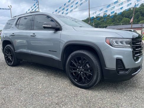 Used 2023 GMC Acadia SLE w/ Driver Convenience Package AWD/4WD image 3