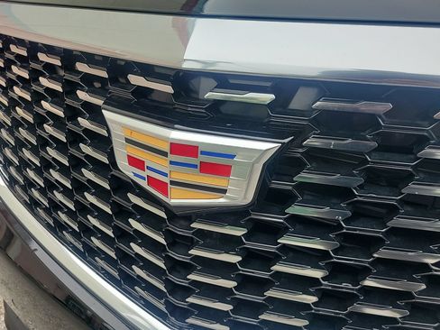 Used 2026 Cadillac XT5 Luxury FWD image 12
