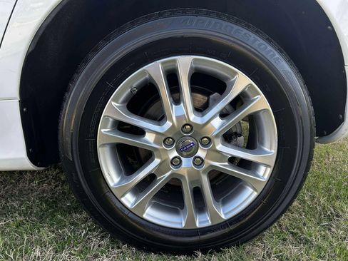 Used 2015 Volvo XC60 T5 Premier image 25