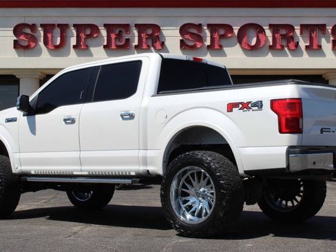 Used 2018 Ford F150 Lariat w/ Equipment Group 502A Luxury AWD/4WD image 5