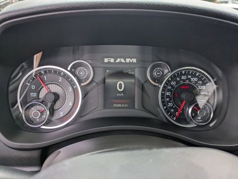 Used 2024 RAM 3500 Big Horn AWD/4WD image 28