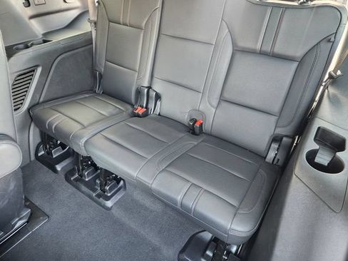 Used 2024 Chevrolet Tahoe RST w/ Luxury Package AWD/4WD image 32