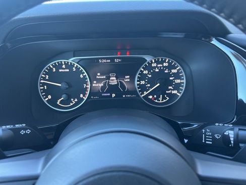 New 2025 Nissan Pathfinder SV image 12