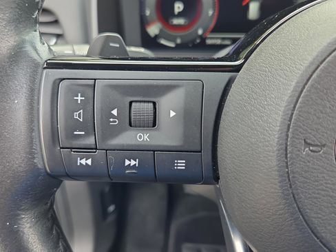 Used 2023 Nissan Rogue Platinum w/ Platinum Premium Package AWD/4WD image 26