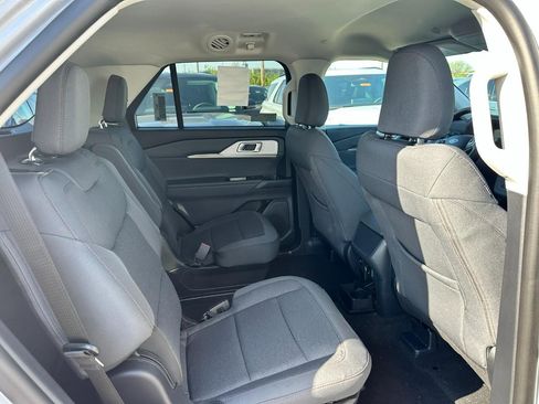 New 2026 Ford Explorer Active image 4