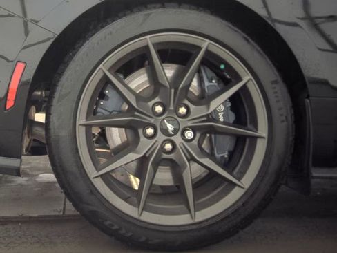 Used 2025 Ford Mustang Dark Horse image 11