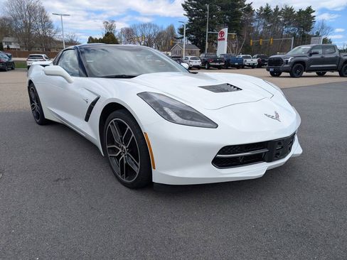 Used 2015 Chevrolet Corvette Stingray Coupe RWD image 7