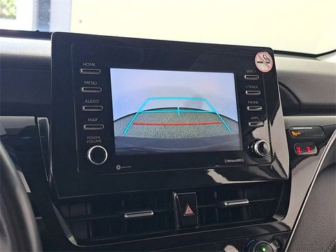 Used 2023 Toyota Camry SE image 29