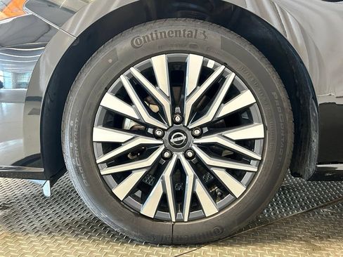 Used 2025 Nissan Altima 2.5 SV FWD image 28