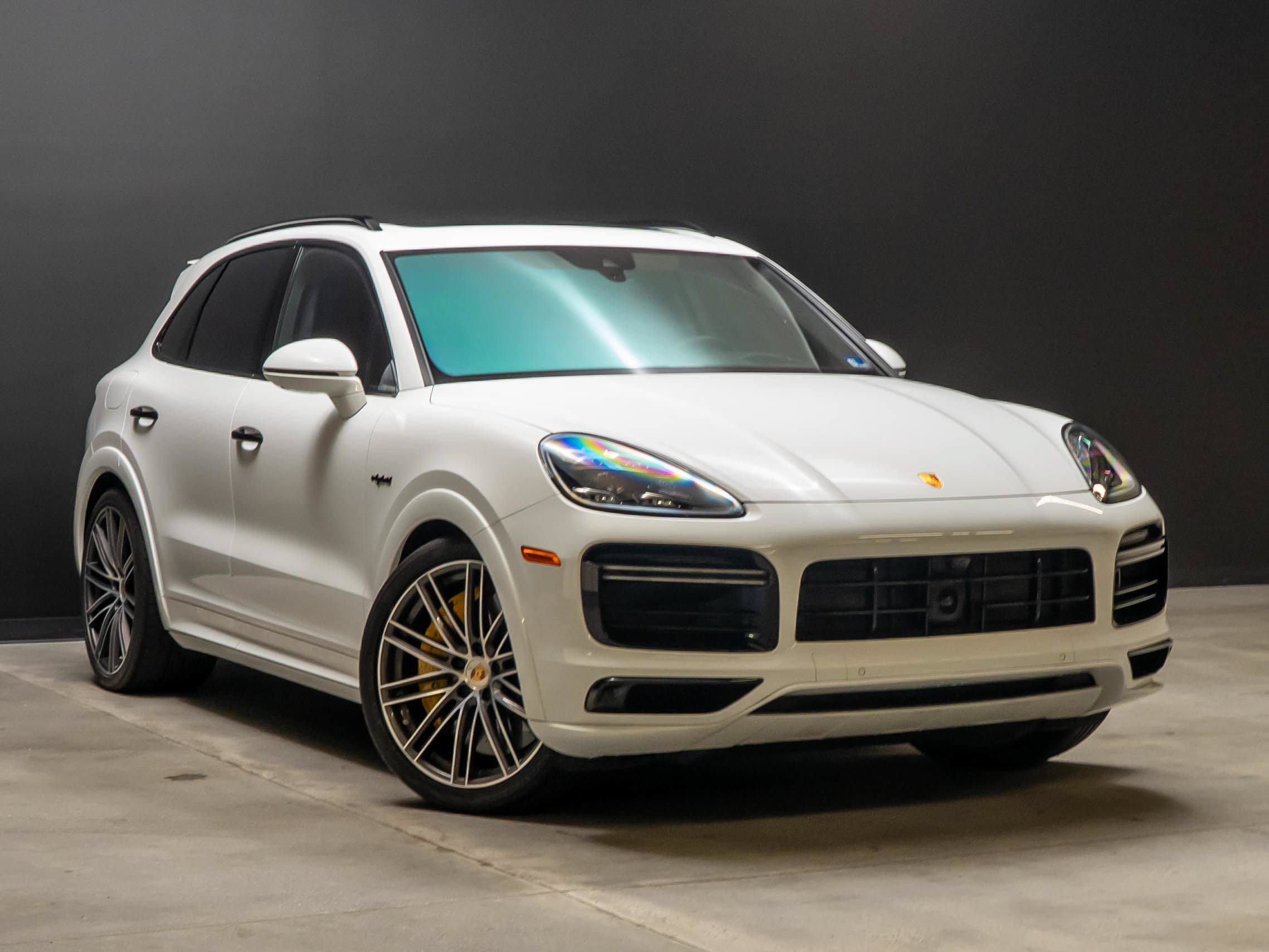 Used 2022 Porsche Cayenne Turbo S AWD/4WD image 9