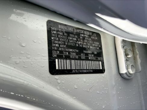 Used 2022 Nissan Rogue Sport S image 36