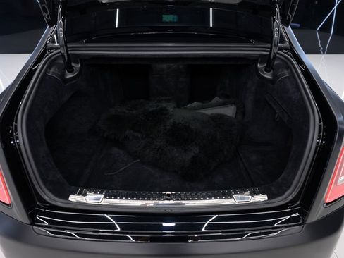 Used 2023 Rolls-Royce Phantom Sedan image 66