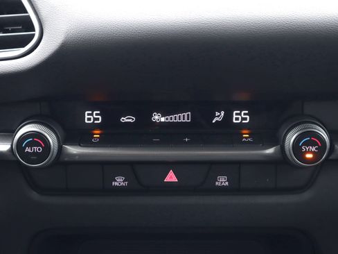 Certified 2023 MAZDA CX-30 AWD 2.5 S w/ Select Package image 13