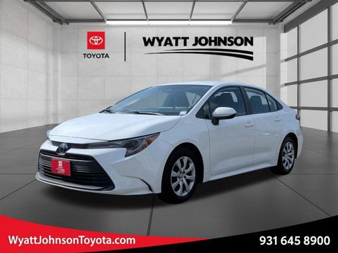 Used 2024 Toyota Corolla LE FWD image 1