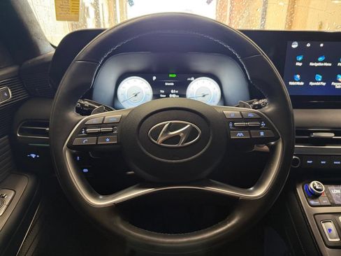 Used 2025 Hyundai Palisade Calligraphy AWD/4WD image 13