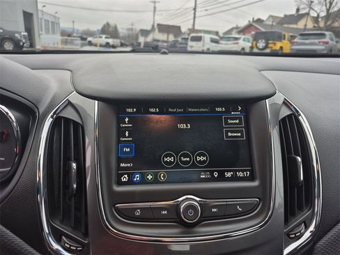 Used 2019 Chevrolet Cruze LT image 23