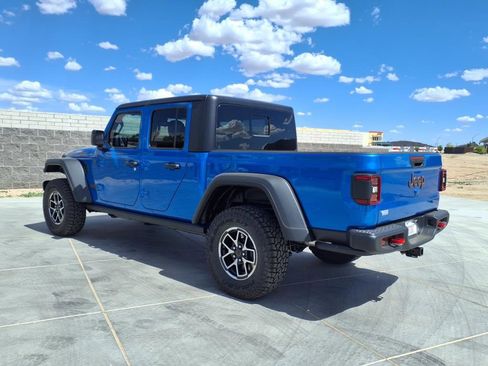 New 2025 Jeep Gladiator Rubicon image 4