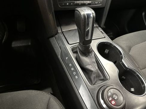 Used 2017 Ford Explorer XLT AWD/4WD image 23