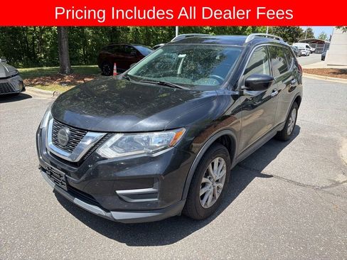 Used 2020 Nissan Rogue SV AWD/4WD image 2