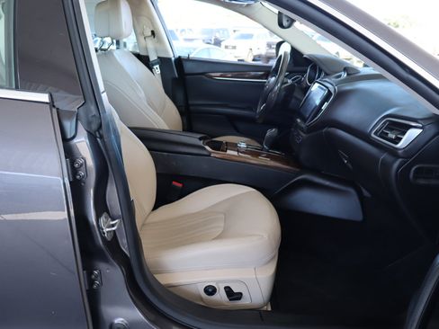 Used 2017 Maserati Ghibli S Q4 image 36