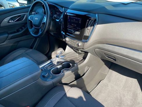 Certified 2023 Chevrolet Traverse LT image 7