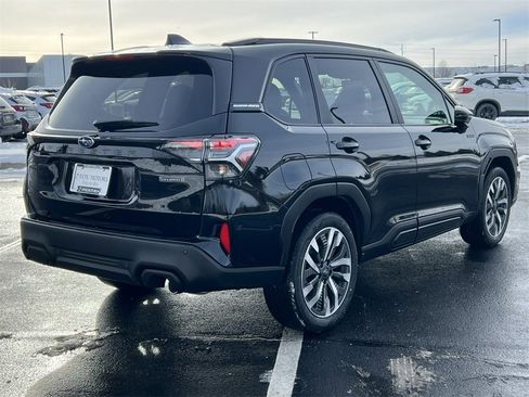 New 2025 Subaru Forester Touring image 9