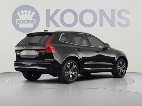 Used 2023 Volvo XC60 B5 Ultimate w/ Climate Package AWD/4WD image 4