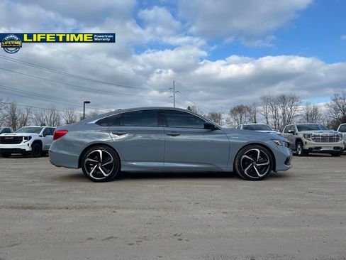Used 2022 Honda Accord Sport image 6