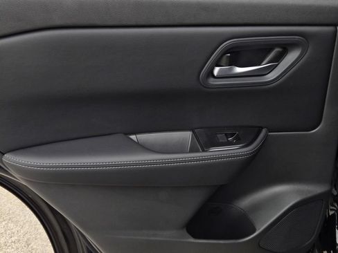 New 2026 Nissan Rogue SV FWD image 11