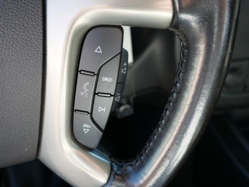 Used 2017 Chevrolet Express 2500 RWD image 29