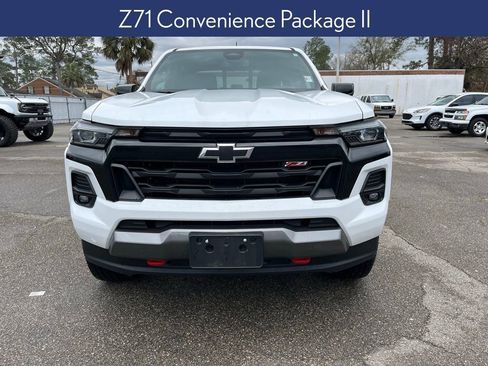 Used 2024 Chevrolet Colorado Z71 w/ Z71 Convenience Package 2 image 6