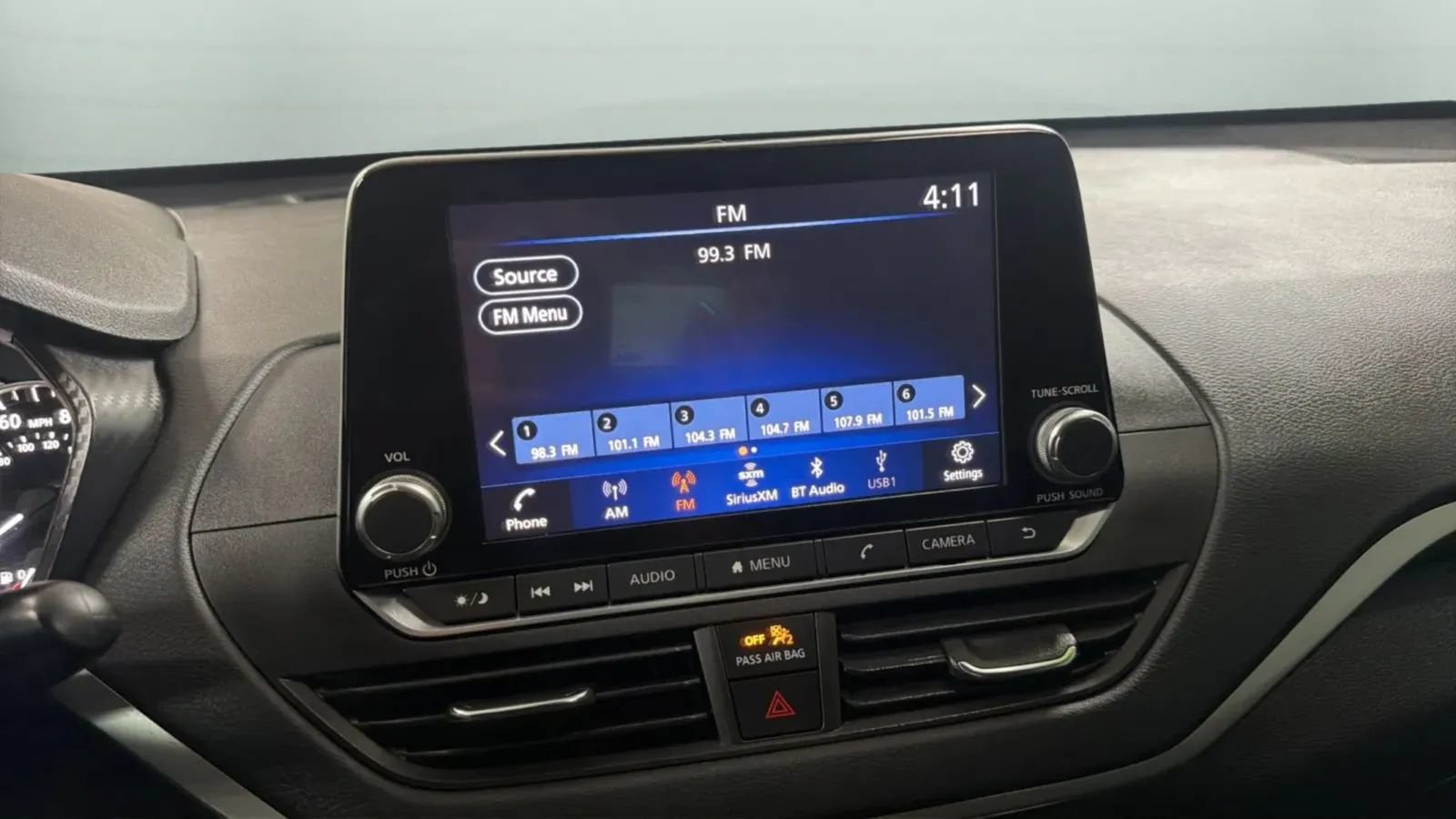 Used 2022 Nissan Altima 2.5 SV FWD image 13