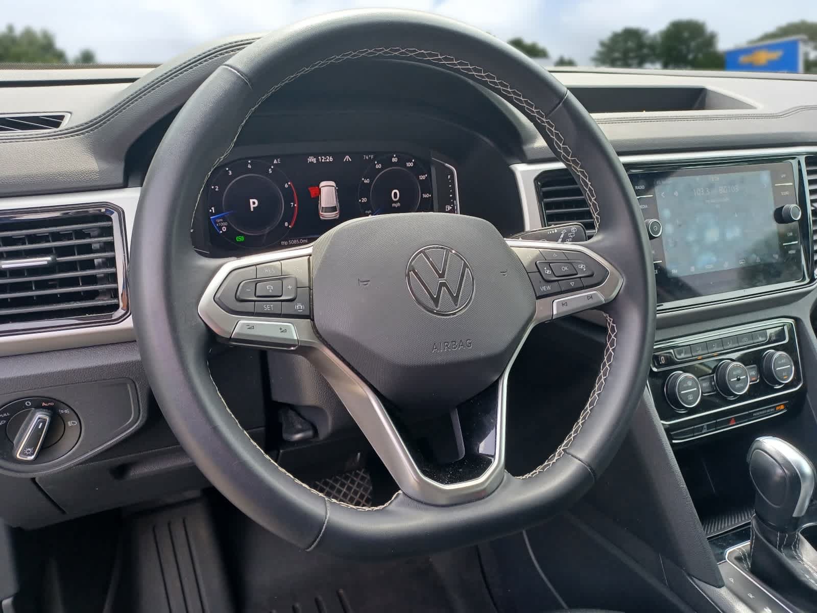 Used 2022 Volkswagen Atlas SE AWD/4WD image 9