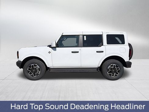 Used 2026 Ford Bronco Outer Banks AWD/4WD image 12
