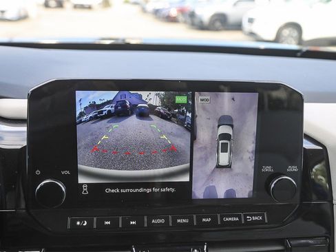 Certified 2024 Nissan Pathfinder SL w/ SL Premium Package image 23