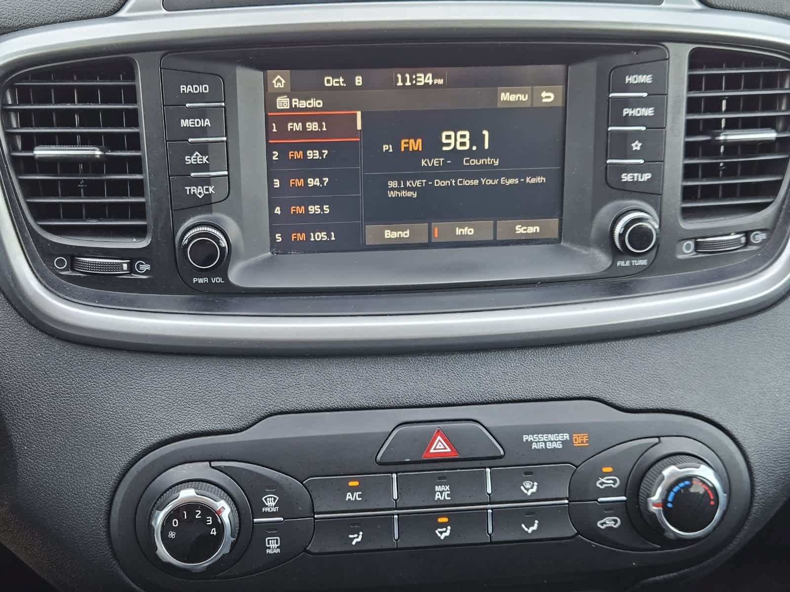 Used 2020 Kia Sorento FWD V6 image 15