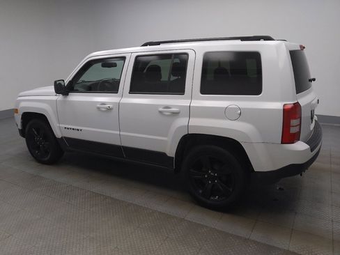 Used 2015 Jeep Patriot Sport w/ Power Value Group FWD image 3