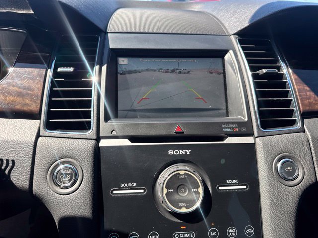 Used 2018 Ford Taurus Limited FWD image 21