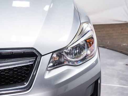 Used 2016 Subaru Crosstrek 2.0i Premium AWD/4WD image 7