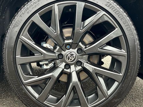 New 2026 Toyota Crown Signia image 27