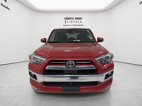 Used 2022 Toyota 4Runner Limited AWD/4WD image 8