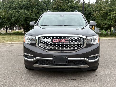 Used 2019 GMC Acadia Denali w/ Technology Package AWD/4WD image 5