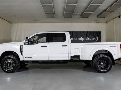 Used 2025 Ford F350 XLT AWD/4WD image 12