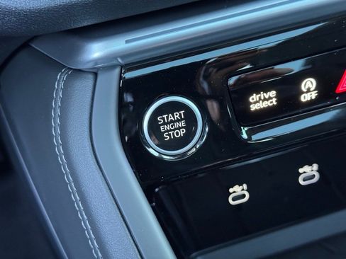 New 2025 Audi Q5 Premium Plus image 32