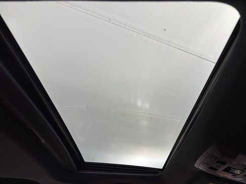 Used 2023 Lexus GX 460 Premium w/ Premium Package image 31