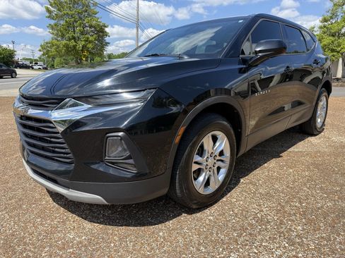 Used 2020 Chevrolet Blazer LT FWD image 1