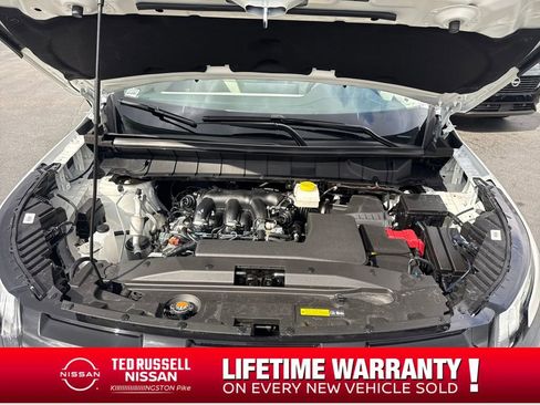 New 2026 Nissan Pathfinder SL image 22